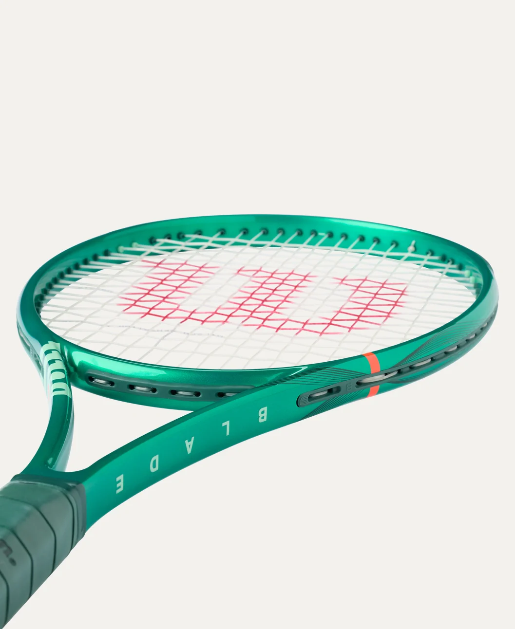 Wilson Blade 98 16x19 V10 Tennis Racquet - Image 4