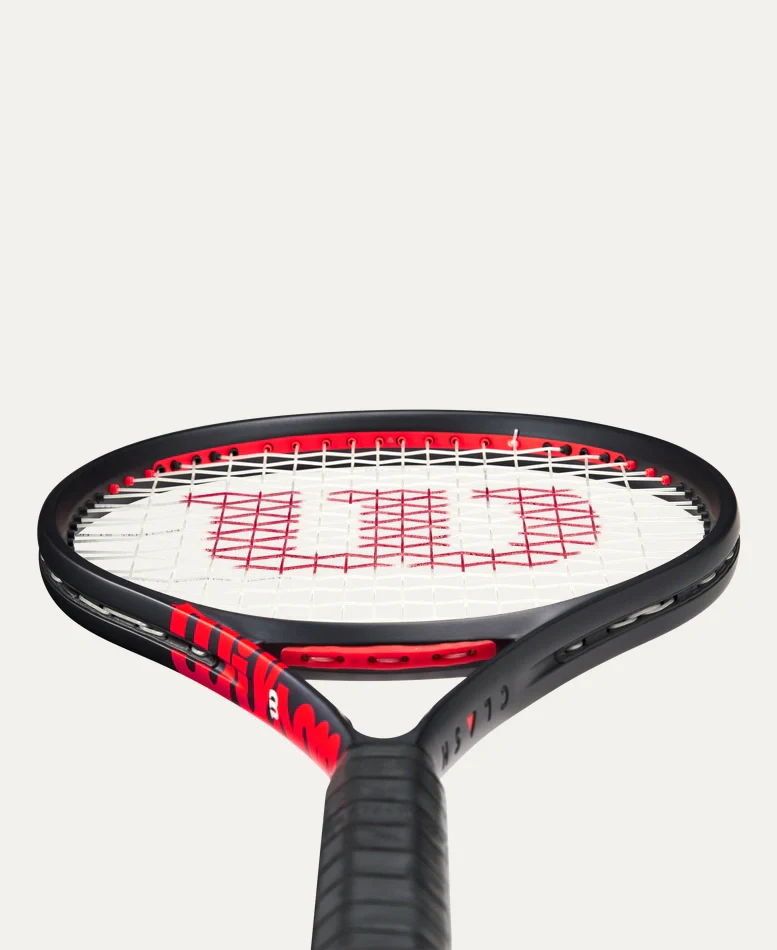 Wilson Clash 100L v3 Tennis Racquet - Image 3