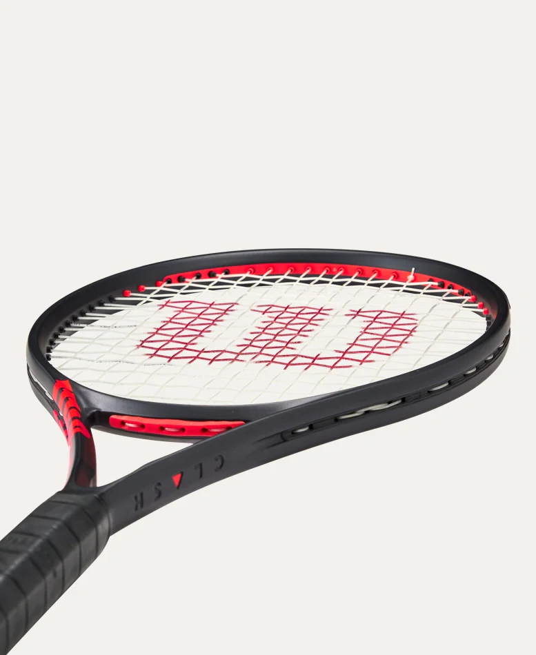 Wilson Clash 100L v3 Tennis Racquet - Image 4
