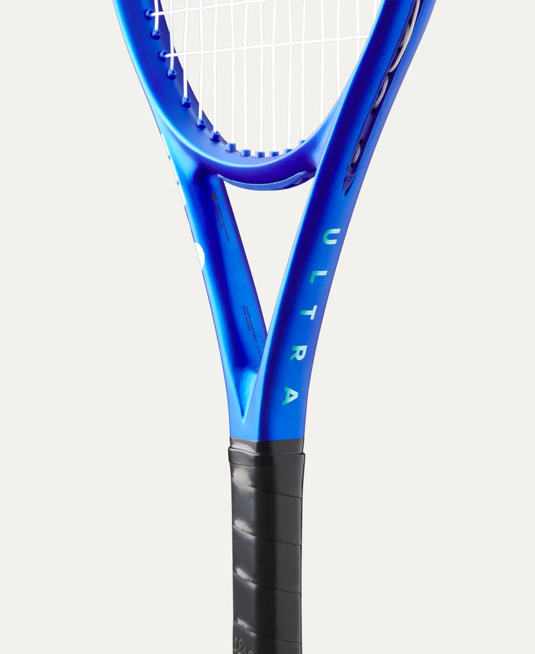 Wilson Ultra 25" v5 Junior Tennis Racquet - Image 4